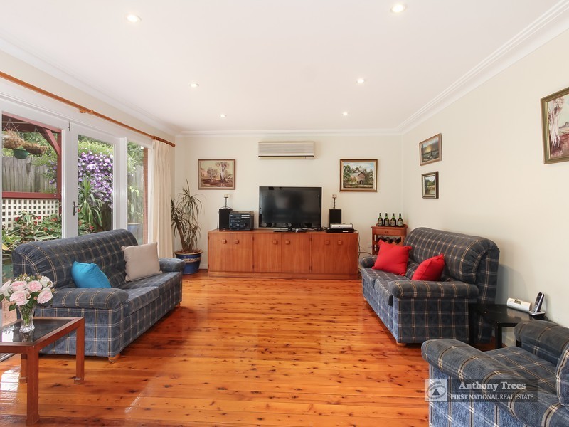 19 Fremont Ave, Ermington NSW 2115