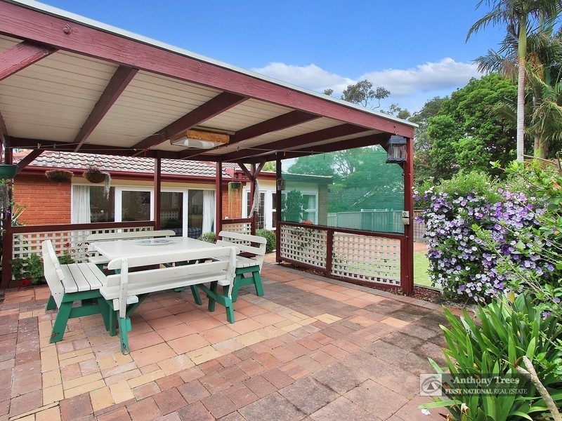 19 Fremont Ave, Ermington NSW 2115