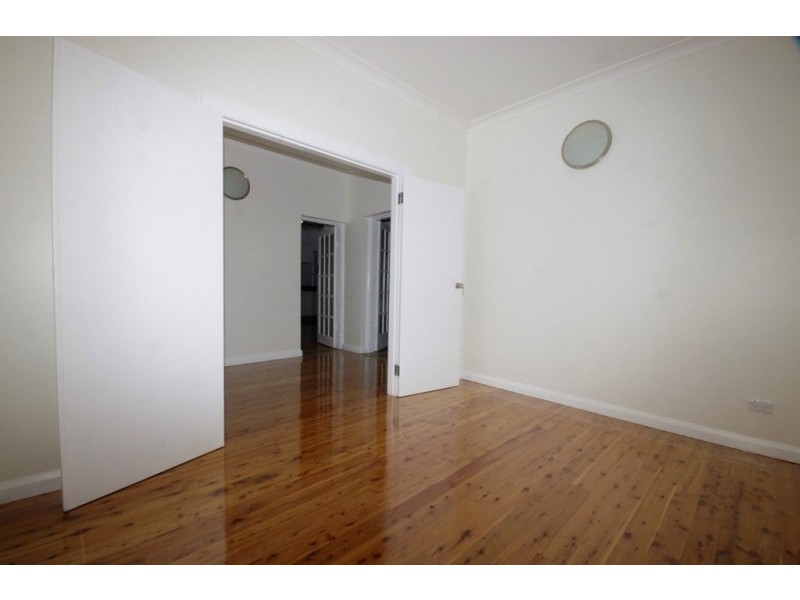 19 Hillview Road, Eastwood NSW 2122