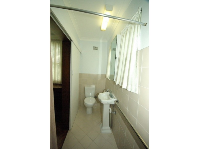 4 Salter Crescent, Denistone East NSW 2112