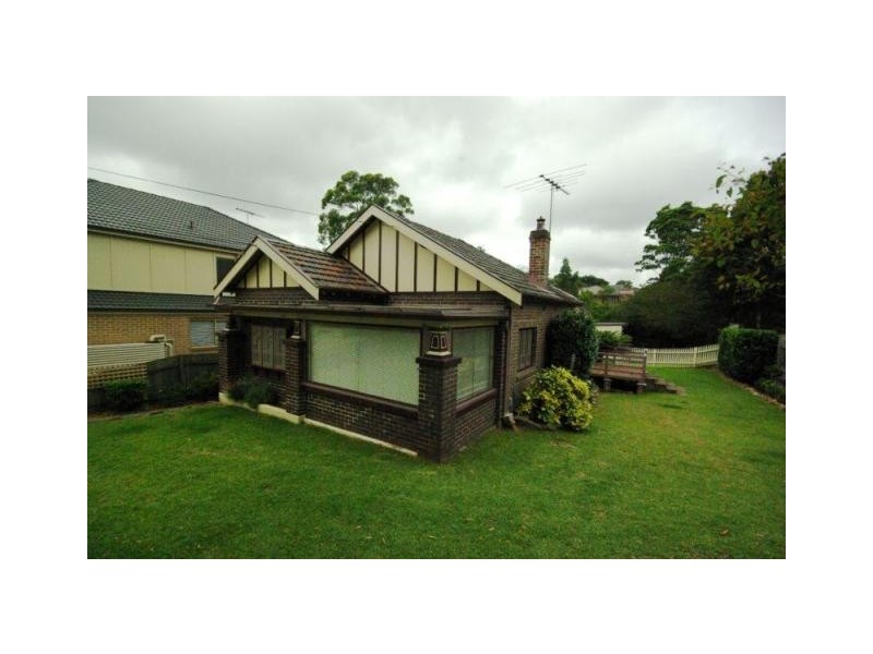 10 Russell Street, Denistone East NSW 2112