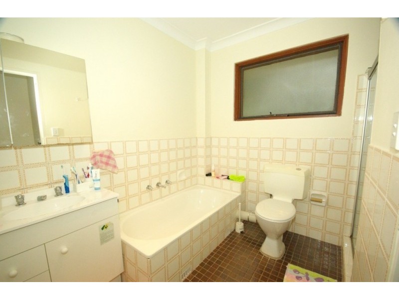 2/14-18 Busaco Road, Marsfield NSW 2122