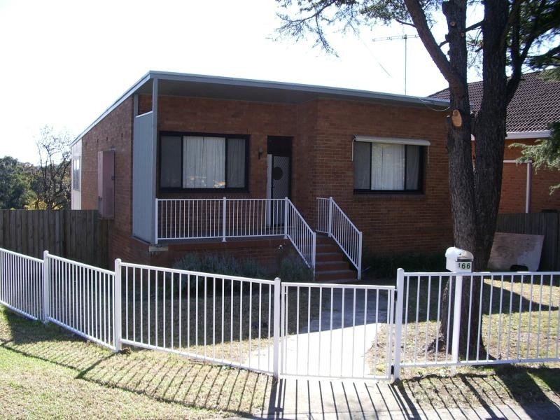 166 Marsden ROAD, Dundas NSW 2117