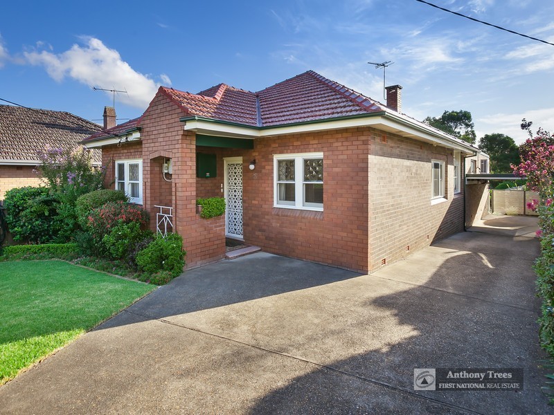 5 Hunts Ave, Eastwood NSW 2122