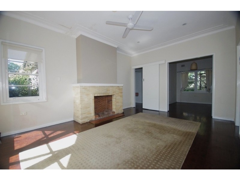 6 Cecil Street, Denistone East NSW 2112