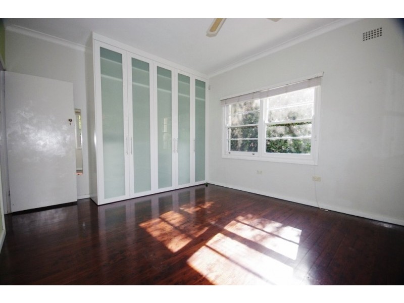 6 Cecil Street, Denistone East NSW 2112