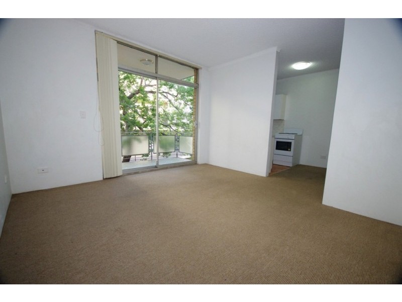 4/18 Rowe Street, Eastwood NSW 2122