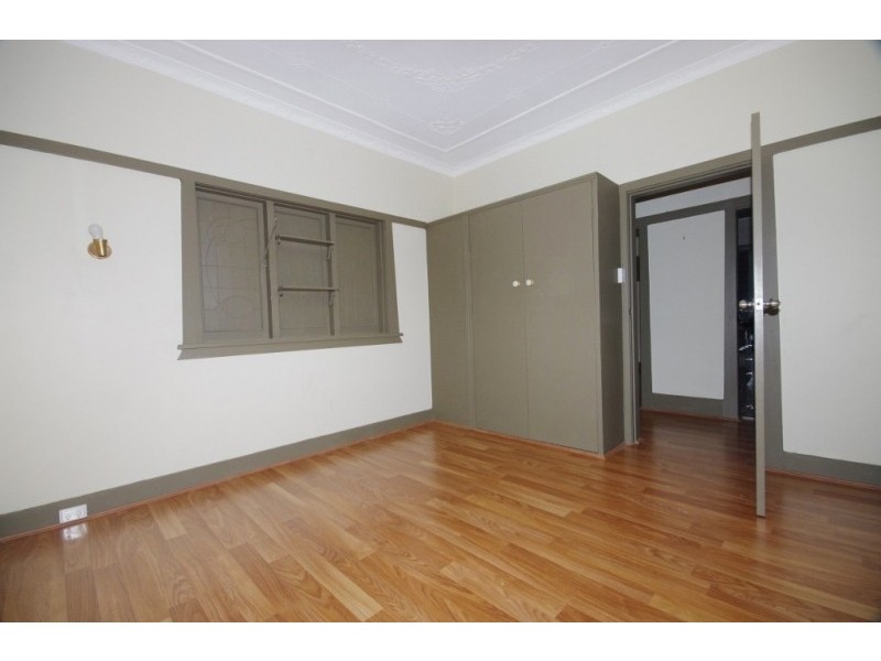 18 Auld Avenue, Eastwood NSW 2122