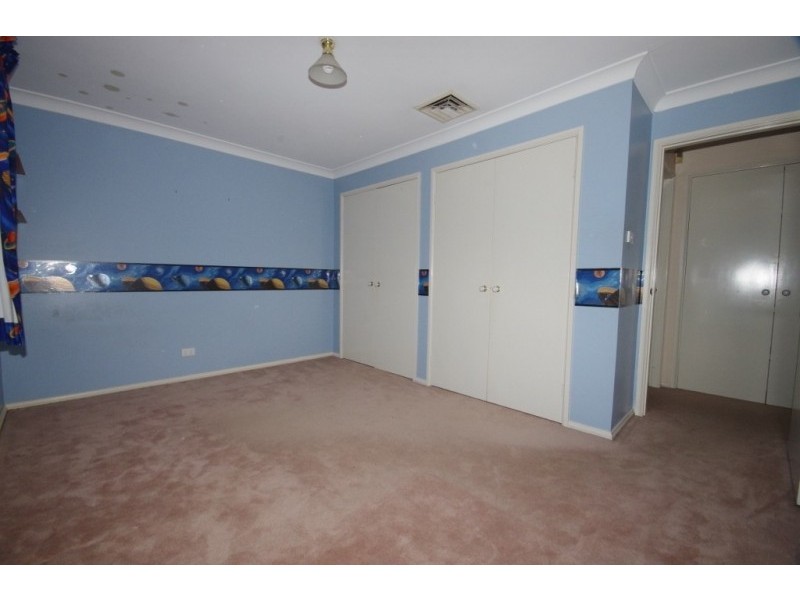 8 Barclay Road, North Rocks NSW 2151