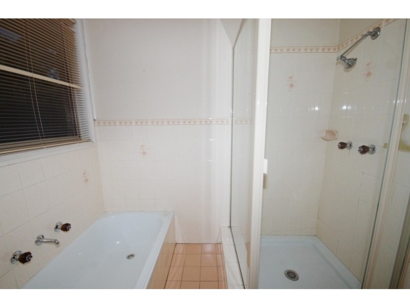 8 Barclay Road, North Rocks NSW 2151