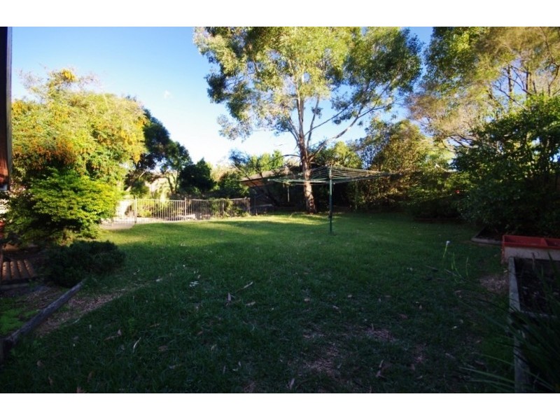 8 Barclay Road, North Rocks NSW 2151