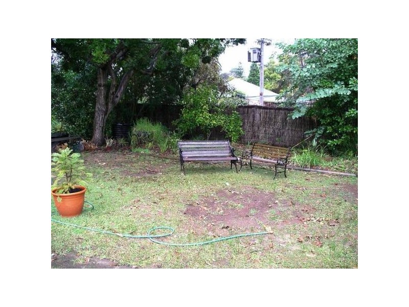 Lovell ROAD, Eastwood NSW 2122