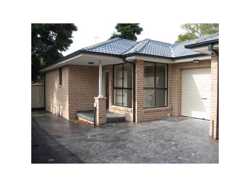 2/2A Brabyn Street, Denistone East NSW 2112