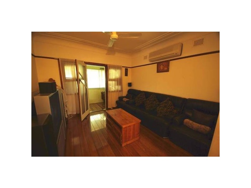 18 Farm Street, Gladesville NSW 2111