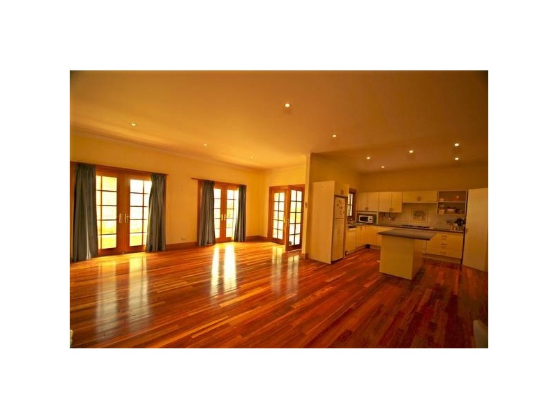 10 Tarrants Avenue, Eastwood NSW 2122