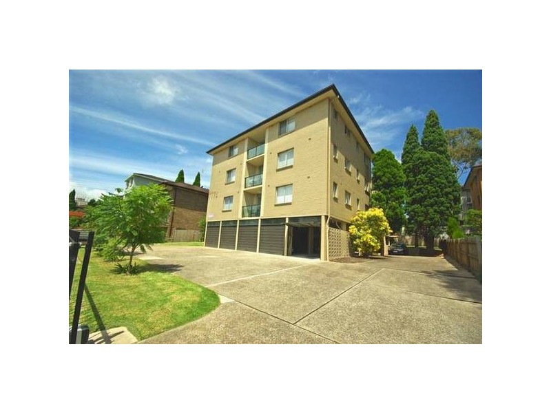 10/14 Ross, Gladesville NSW 2111