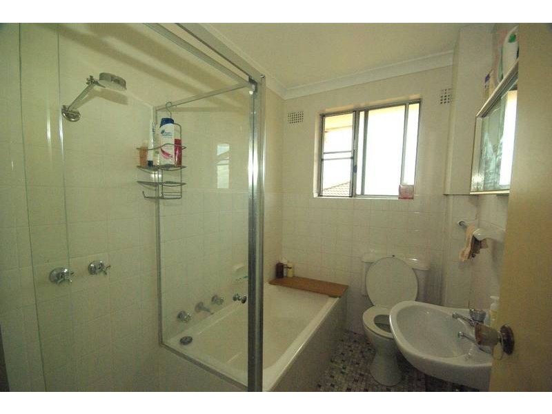 9/6 Coulter Street, Gladesville NSW 2111