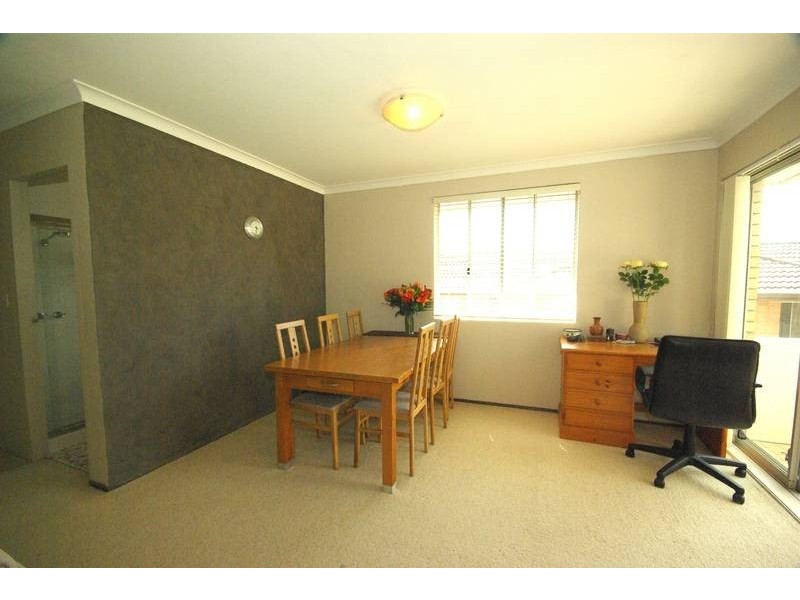 9/6 Coulter Street, Gladesville NSW 2111