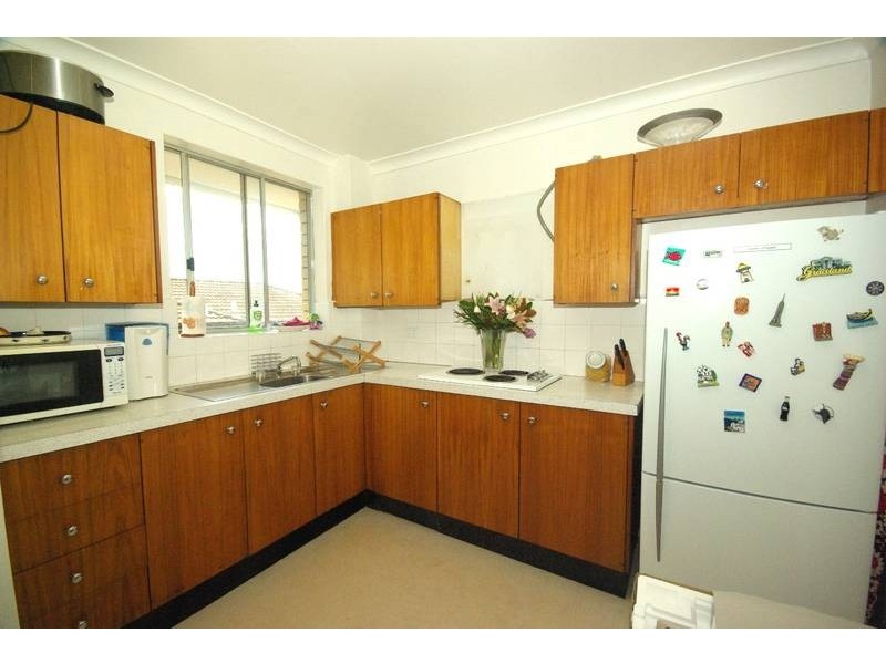 9/6 Coulter Street, Gladesville NSW 2111