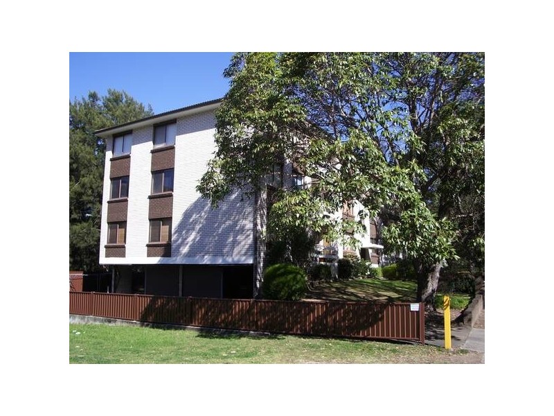 10/16 Cottonwood Crescent, Macquarie Park NSW 2113