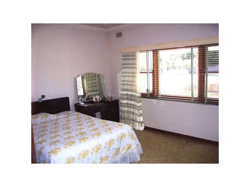 96 Shaftsbury Road, Denistone West NSW 2114