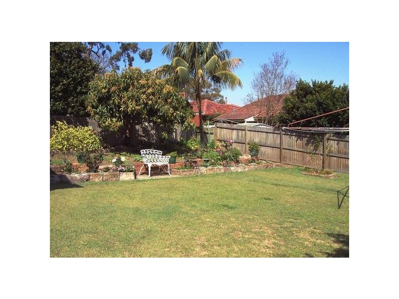 96 Shaftsbury Road, Denistone West NSW 2114