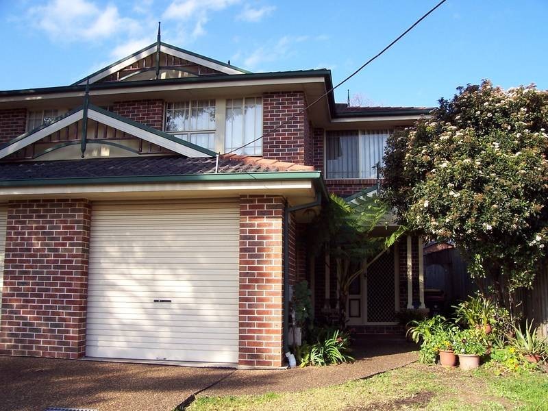 2/15 Oakes Avenue, Eastwood NSW 2122