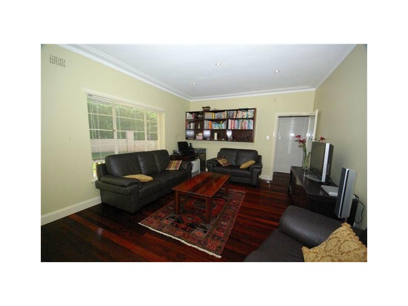 104 Shaftsbury Road, Denistone West NSW 2114