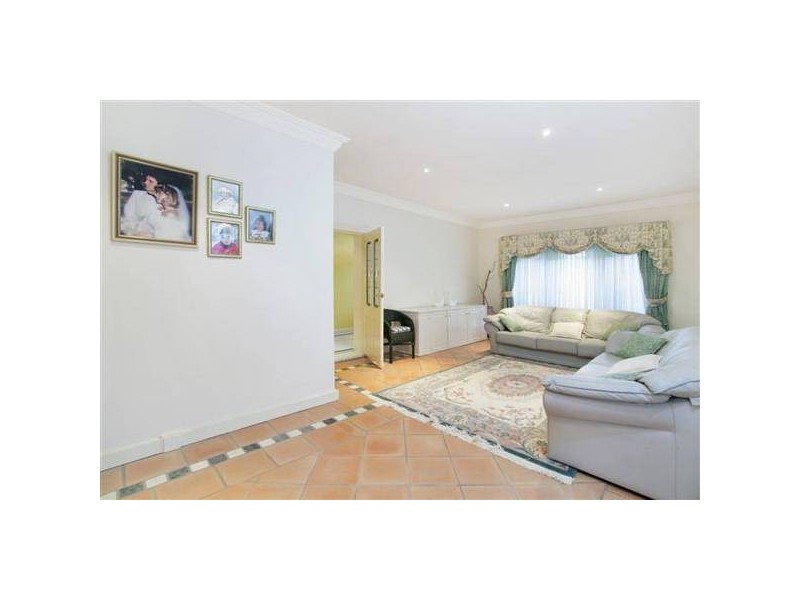 82 Bellevue Ave, Denistone NSW 2114