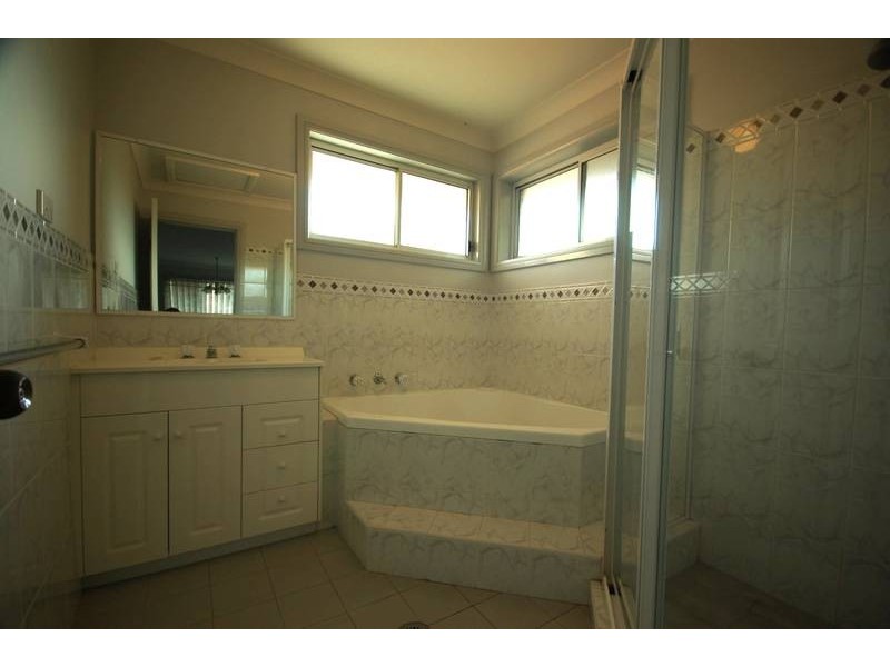 42 Park Road, Baulkham Hills NSW 2153