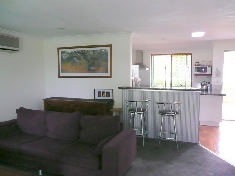 10 Gwenneth Terrace, South Lake WA 6164