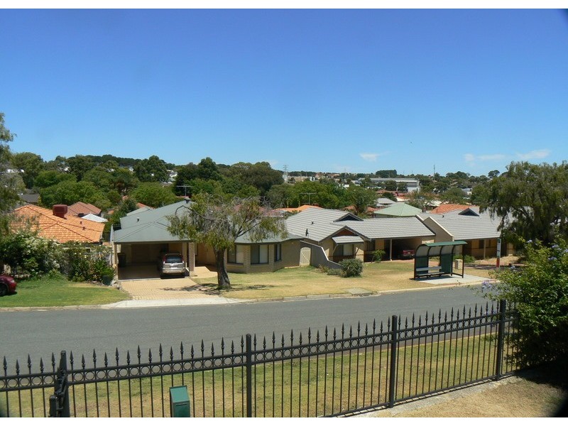 A/18 Milroy Street, Willagee WA 6156