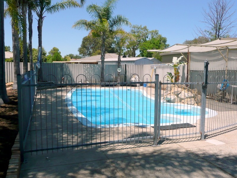 19 Plumridge Way, South Lake WA 6164