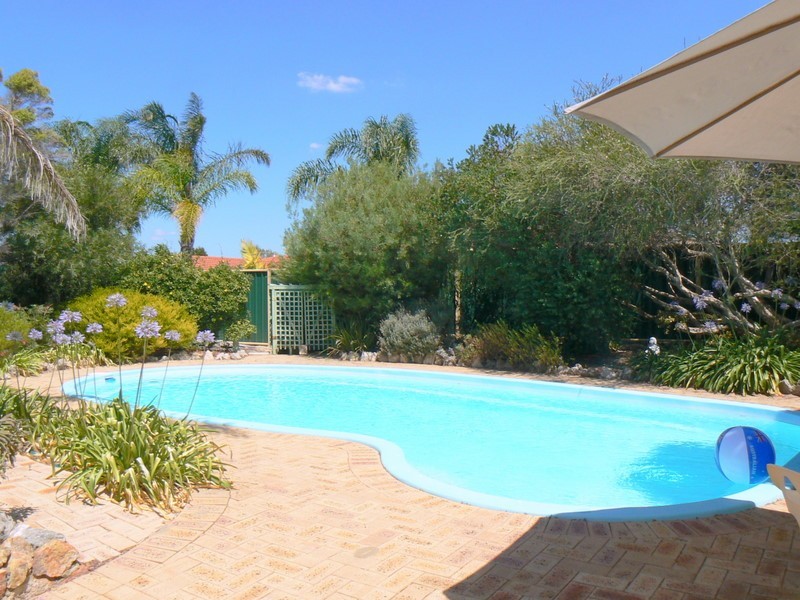 11 Larkspur Cross, Yangebup WA 6164