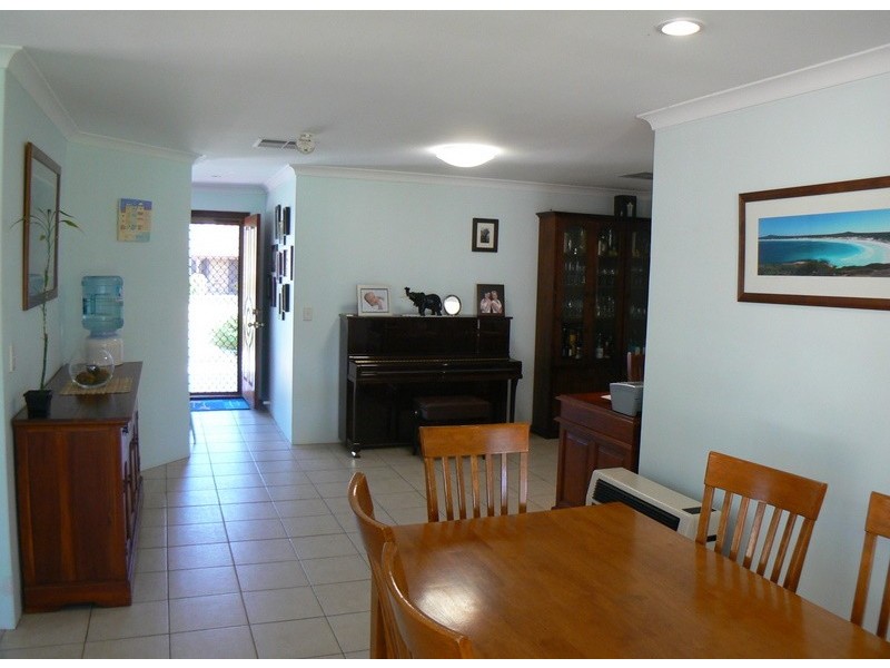 9 Jeavons Place, South Lake WA 6164