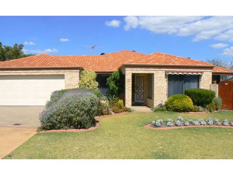 17 Invercauld Avenue, Bibra Lake WA 6163