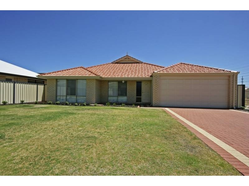 29 St Joseph Fairway, Success WA 6164