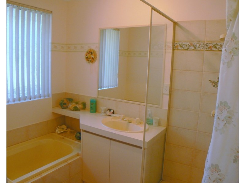 9 Kiesey Street, Coogee WA 6166