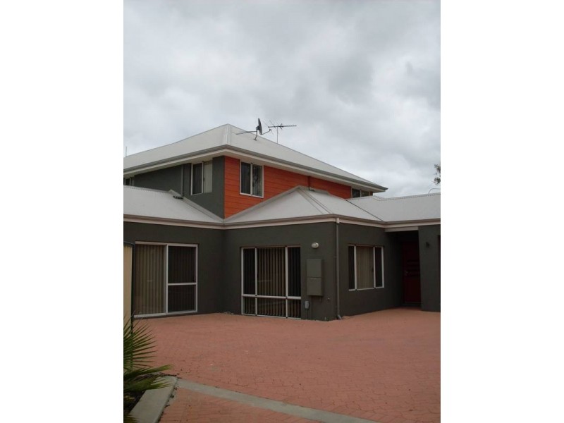 3 Monroe Turn, Success WA 6164