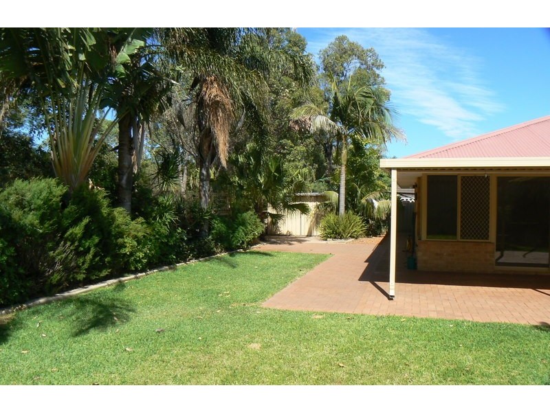 14 Fairmount Close, Bibra Lake WA 6163