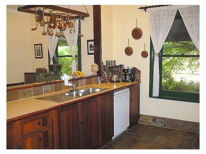 240 DE HAER ROAD, Wandi WA 6167