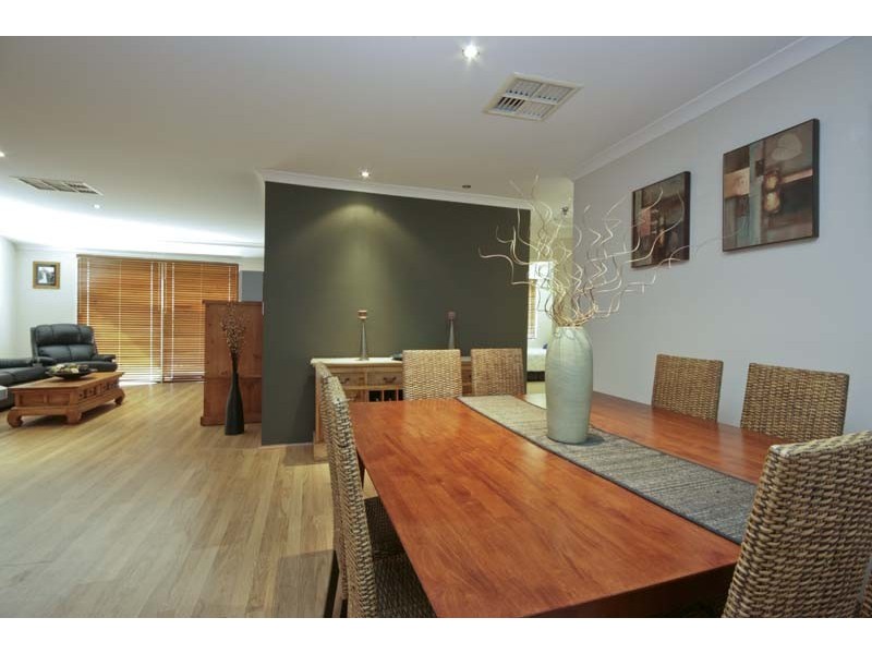 23 Murrumbidgee Drive, Hammond Park WA 6164