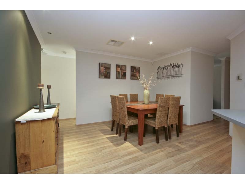 23 Murrumbidgee Drive, Hammond Park WA 6164