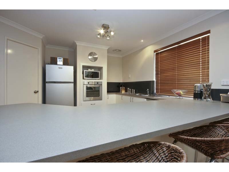 23 Murrumbidgee Drive, Hammond Park WA 6164