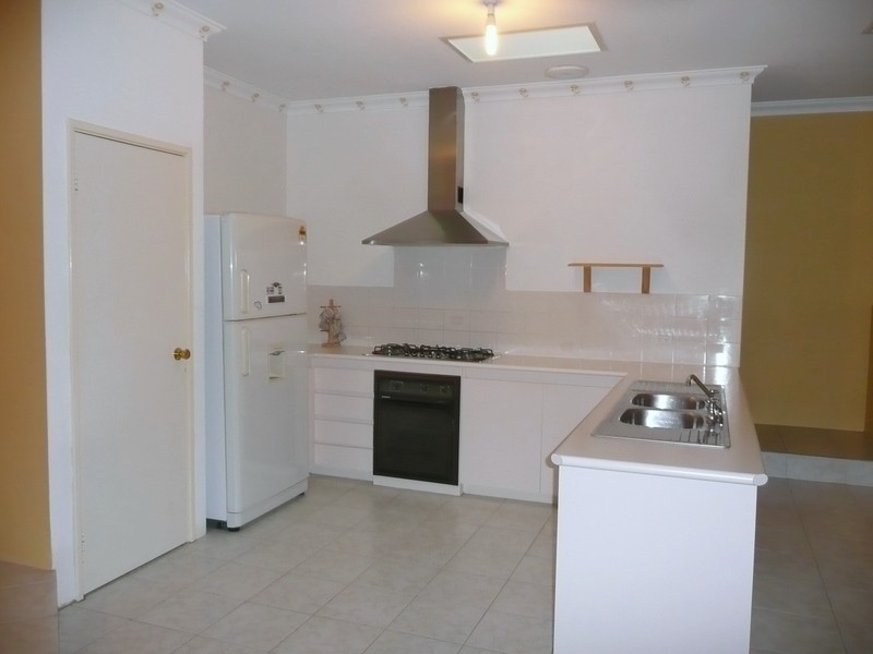 31 Bloodwood Circle, South Lake WA 6164