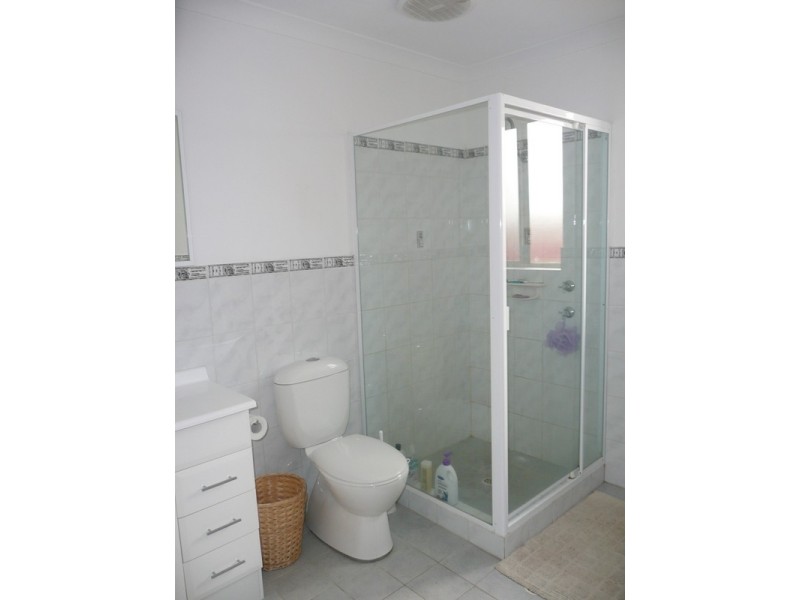 1 Tinaroo Court, South Lake WA 6164