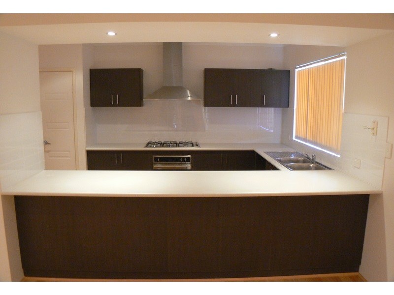 7 Sunflower Road, Success WA 6164