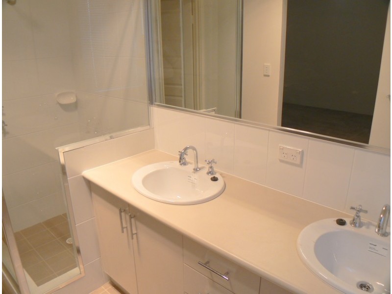 7 Sunflower Road, Success WA 6164