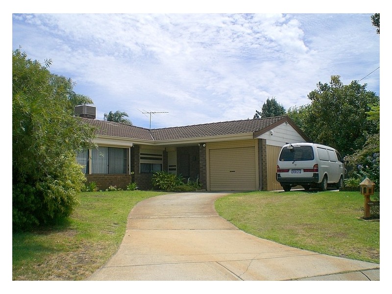 9 Hazlett Close, South Lake WA 6164