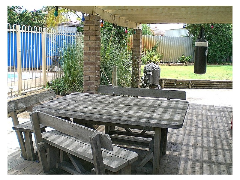 9 Hazlett Close, South Lake WA 6164